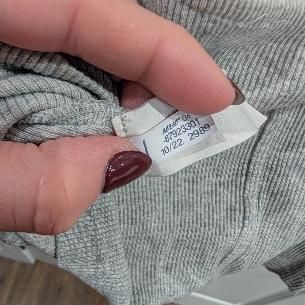 Aerie Light Gray Ribbed Tank - Picture 6 of 6